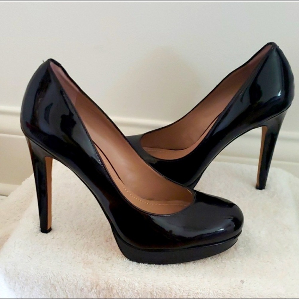(Brand New) Vince Camuto Sarika